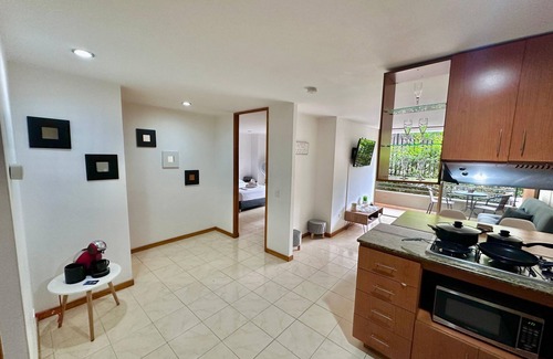 La Candelaria Apartamento | Apartamento Moderno con Piscina en Medellin PIE DEL CERRO