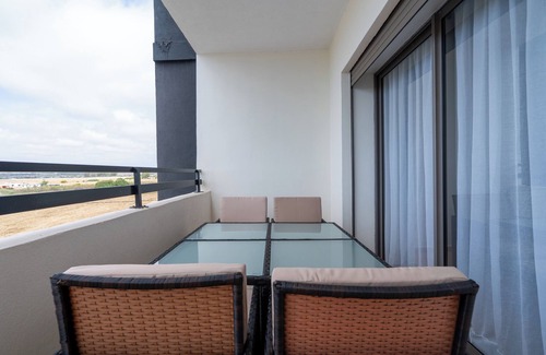 Cherrat Apartamento | Modern Apartment with Pool