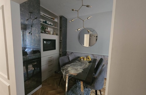 Novi Beograd Apartamento | Modern apartment with Piano and 5 minutes walking distance from Airport City