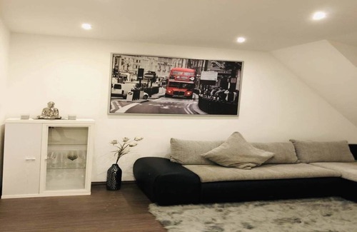 Wolfsburg Casa | Modern Apartment Wolfsburg City Center beside VW 24h Netflix