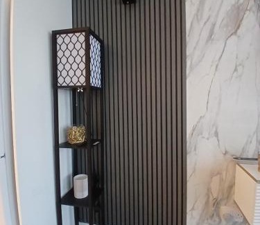 Kennington Apartamento | Modern Apartment Zone 1, 2 Bed Sleeps 6 with Balcony in Central London - Open for Families Relocating, Business Stay, and Long Stay