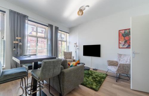 Sneek Apartamento | Modern appartement hartje Sneek