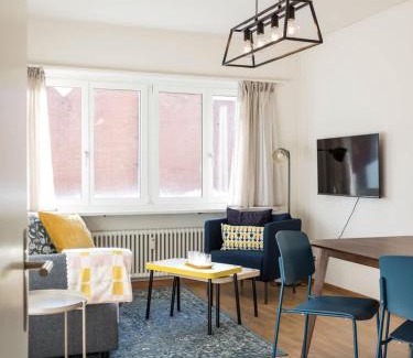 Matthaus Apartamento | Modern appt opposite theatre, 7 min walk to Messe
