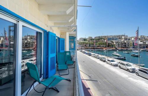 Kalkara Apartamento | Modern apt Kalkara seafront!