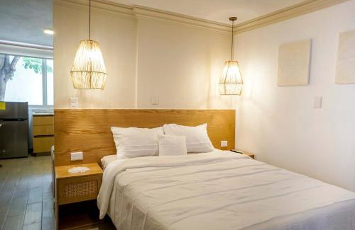 La Cruz Apartamento | Modern Apt with Workspace in Central Queretaro