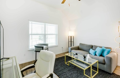 Manchaca Casa | Modern Austin Vacation Rental: 13 Mi to Downtown!