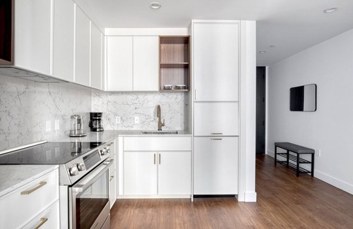 Bay Village Apartamento | Modern Back Bay 1br w/ w/d & gym, nr Boston Common, by Blueground