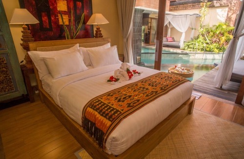 Mas Villa | Modern Balinese architecture design 2 bed villa in Ubud