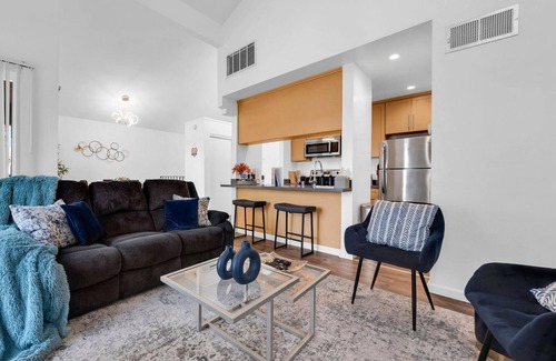 Hayward Casa | Cozy Home in Hayward Hills, close to San Francisco! Ocean 10 MINS AWAY by Car 🐳