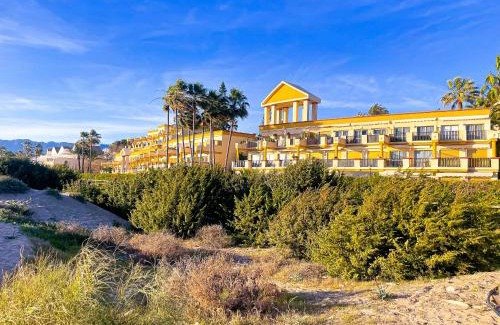 Nikki Beach Apartamento | Modern beach apartment Romana Playa in Marbella, Elviria