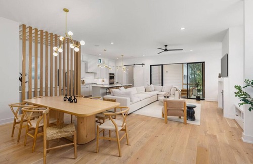 Green Hills Casa | Modern Beauty in Green Hills w/ 2 Patios, Garage