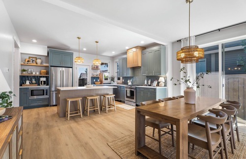 Old Farm District Casa | Modern Bend Home — Hot Tub, Sauna, Cold Plunge + Dog-Friendly Yard