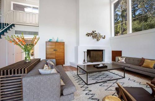 Santa Rosa Casa | Modern Bennett Valley Home with Privacy and Views