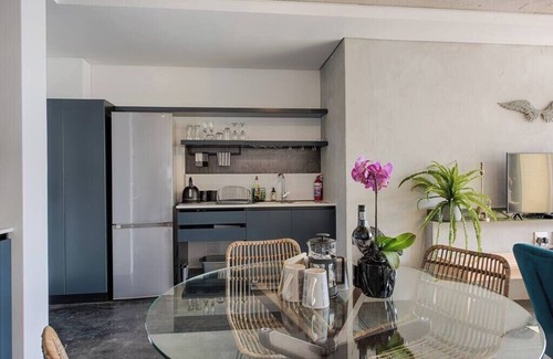 Bo'Kaap Apartamento | Modern Bo-Kaap Gem with City & Mountain Views