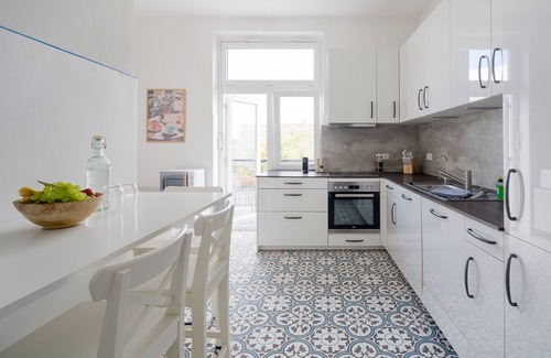 Pries Apartamento | Modern Boho on 145 sqm with 4 bedrooms - close to the beach & family-friendly
