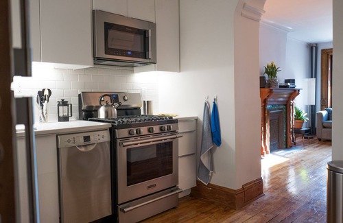 Ocean Hill Casa | Modern boutique apartment in Brooklyn