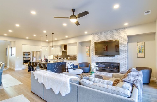 Bozeman Casa | Modern Bozeman Escape w/ Bridger Mountain Views!