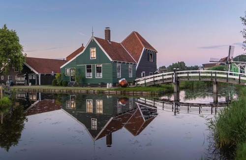 Monnickendam Alquiler De Eote | Modern, brand new houseboat near Amsterdam