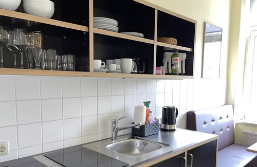 Outer Neustadt Apartamento | Modern, bright holiday apartment above Café Pfunds in the outskirts of Neustadt