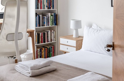 Coldharbour Apartamento | Modern Brixton Jewel Apartment