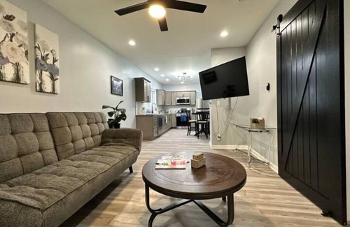 Buffalo Apartamento | Modern Buffalo Retreat 1 bd 1 bath