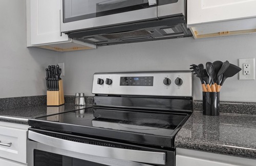 Durham Casa | Modern Bungalow Steps to Downtown and Duke