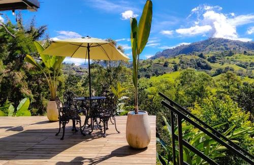 Jerico Chalet De Esquí | Modern Cabin in the Mountains of Jerico