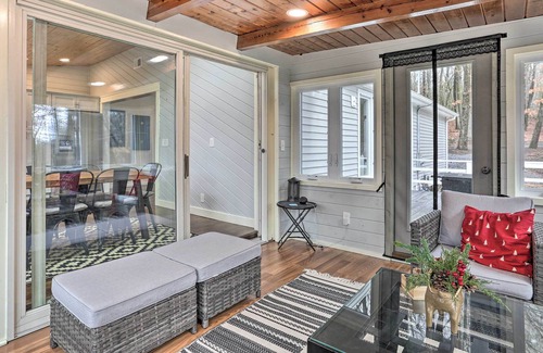 Sparrow Bush Cabina | Modern Cabin Retreat, 4 Mi to Delaware River!