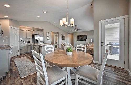Caldwell Casa | Modern Caldwell House w/ Yard & Furnished Patio!