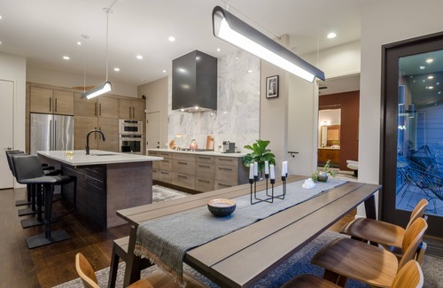 Old Fourth Ward Casa | Modern Cali-Style Home Sleeps 8