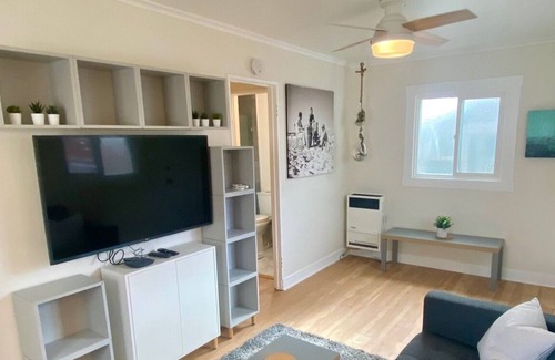 Hillcrest Cabaña | Modern California Cottage Great Location between Hillcrest & Mission Hills