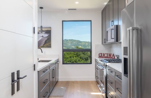 Santa Rosa Apartamento | Modern Casita with Gorgeous Views in Wine Country