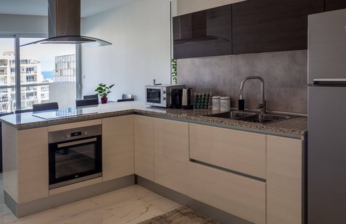 Paceville Apartamento | Modern central apartment, perfect for holidays in Malta