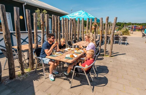 Municipality of Hellevoetsluis Chalet De Esquí | Chalet moderno a 4,5 km. de Rockanje