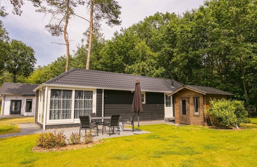 Markelo Chalet De Esquí | Chalet moderno al borde del bosque