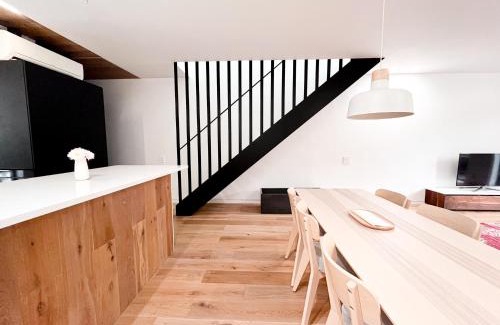 East Flatbush Apartamento | Modern, Charming, Spacious 3-Bedroom Retreat in Brooklyn with Rem-casa