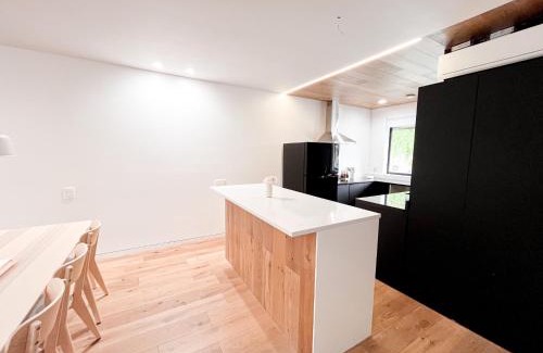 East Flatbush Apartamento | Modern, Charming, Spacious 3-Bedroom Retreat in Brooklyn with Rem-casa