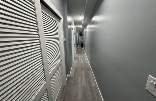 East Parkside Apartamento | “Modern Chic 1-Bedroom Apartment – Sleeps 3"