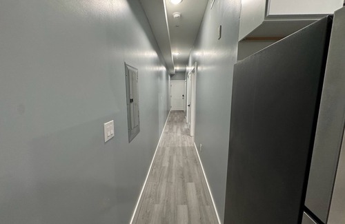 East Parkside Apartamento | “Modern Chic 1-Bedroom Apartment – Sleeps 3"
