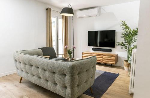 Chueca Apartamento | Modern & Chic 2BR/2BA apartment in trendy Chueca