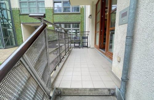 Mitte Apartamento | Modern City Apartment l Netflix l fast wifi l Xbox
