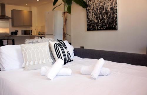 Leicester City Centre Apartamento | Modern City Centre Apartment - Sleeps 4 - ideal for families, couples & professionals