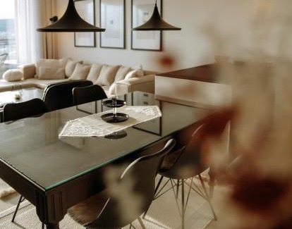 Jerli Talinovac Apartamento | Modern, City/Industrial Style