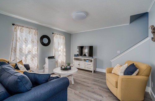 Clayton Apartamento | Modern Clayton Village Apartment