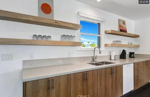 Indio Casa | Modern Coachella Poolside Oasis