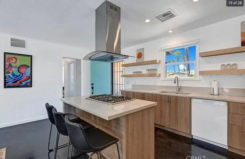 Indio Casa | Modern Coachella Poolside Oasis