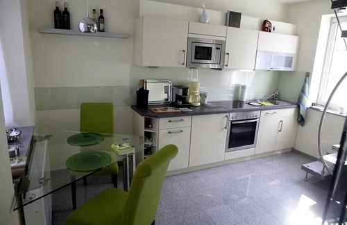 Damnatz Casa | Comodidad moderna - casa de vacaciones en Camerún en el Elba