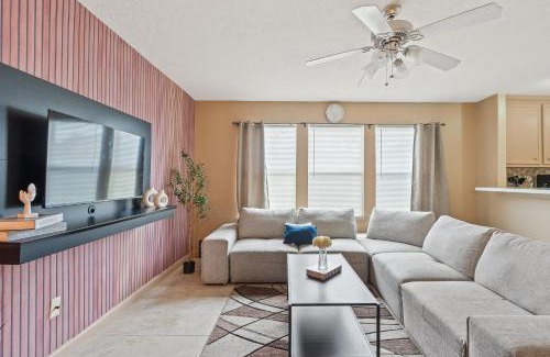 Barker Casa | Modern Comfort Home in Katy