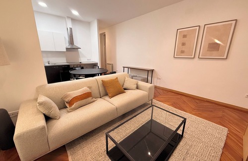 Chueca Apartamento | Modern Comfort in Madrid: 2BR Gem