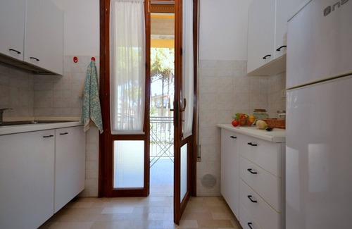 Bibione Pineda Apartamento | Comodidad moderna en un entorno espacioso por Beahost Rentals
